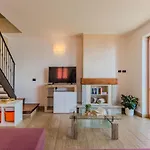 Robinia By Interhome